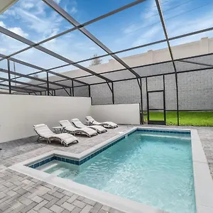  Holiday home Free Waterpark Private Splash Pool Near